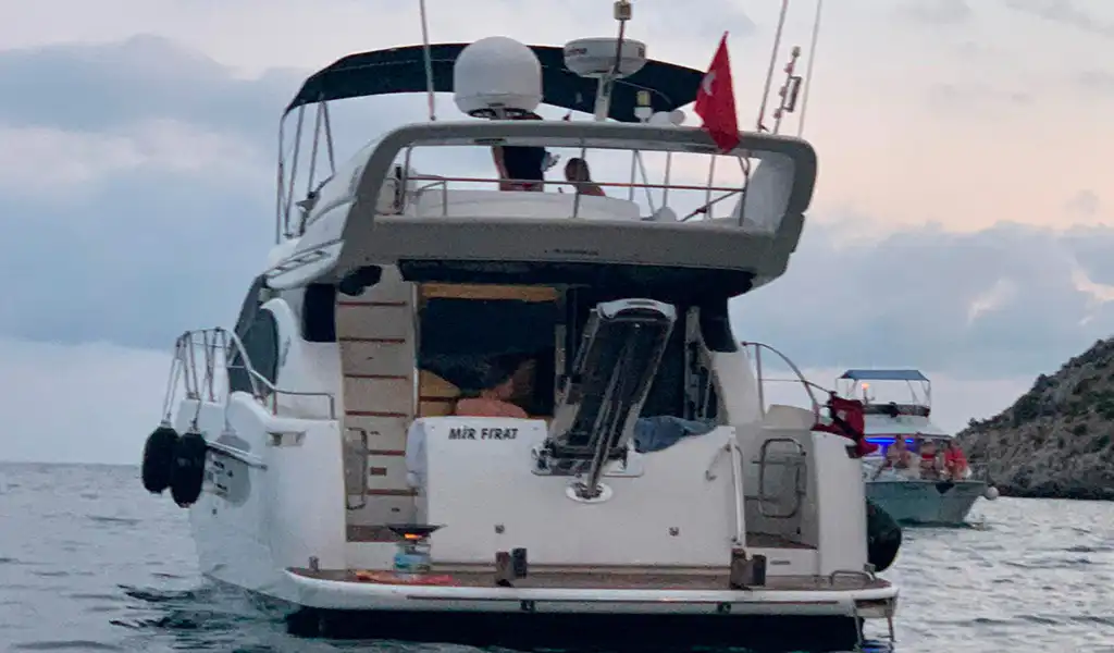 YACHT MİR FIRAT